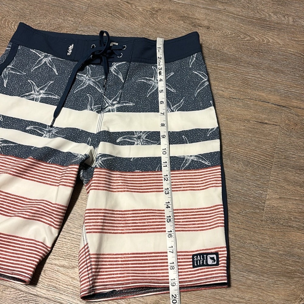 Brand🆕🔥😍🔥 SALT LIFE boardshorts - Picture 15 of 17